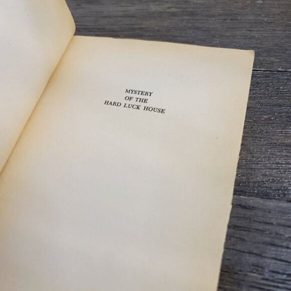 Vintage 1960s Mystery of the Hard Luck House by Teri Martin Paperback Book - Picture 11 of 12